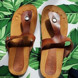 Yokono camel leather sandals